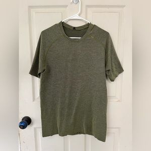 LULULEMON Metal Vent Tech Short Sleeve Shirt Mens Medium Green Gym Train Run